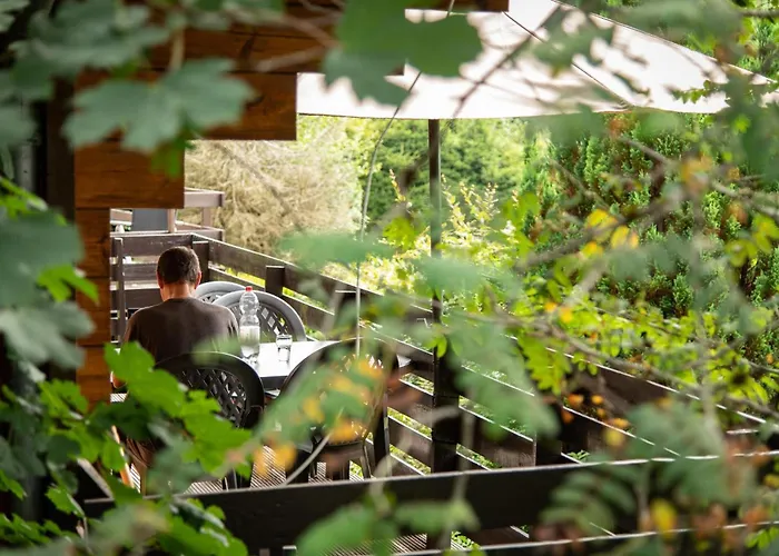 Ardenparks Petitesuisse Renardeau Chalé *