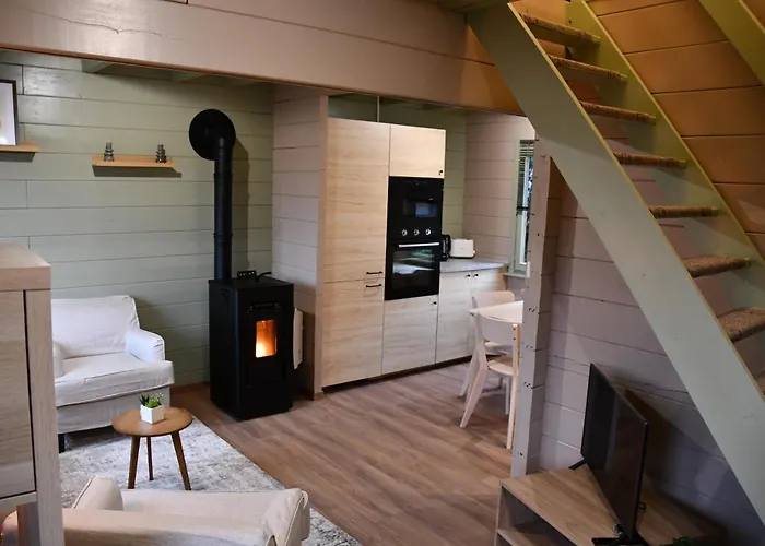 Ardenparks Petitesuisse Renardeau Chalé